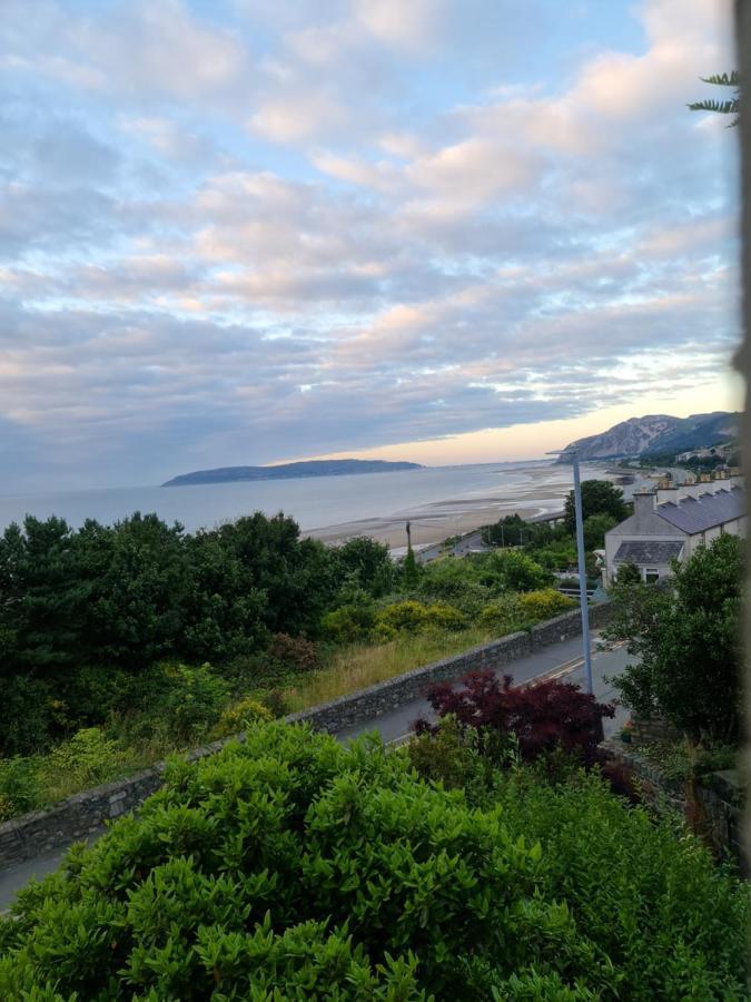 فيلا 4Br Sea View Escape-Near Snowdonia& Coastal Trails Penmaen-mawr المظهر الخارجي الصورة