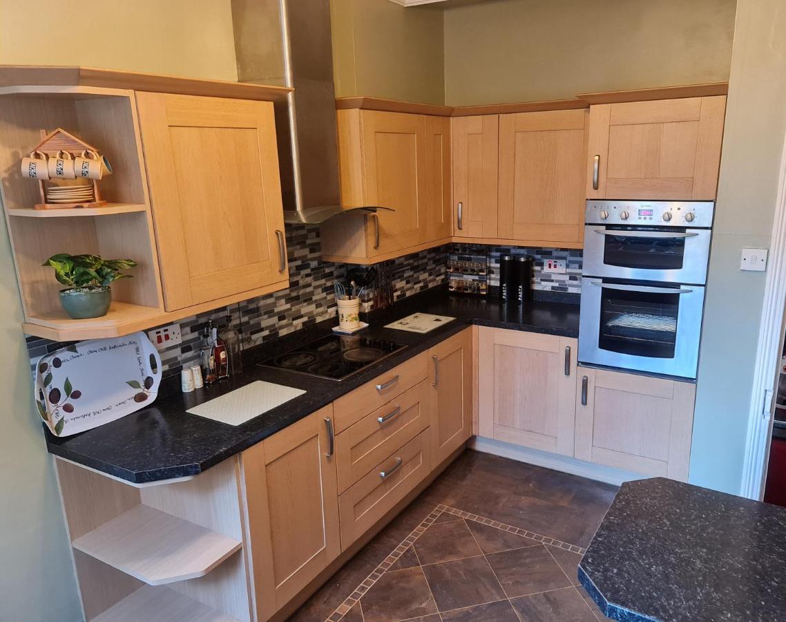 فيلا 4Br Sea View Escape-Near Snowdonia& Coastal Trails Penmaen-mawr المظهر الخارجي الصورة