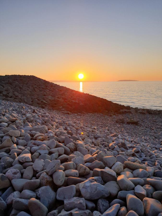 فيلا 4Br Sea View Escape-Near Snowdonia& Coastal Trails Penmaen-mawr المظهر الخارجي الصورة